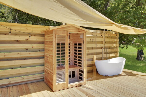 Private 2 Person Sauna and Outdoor Bath
