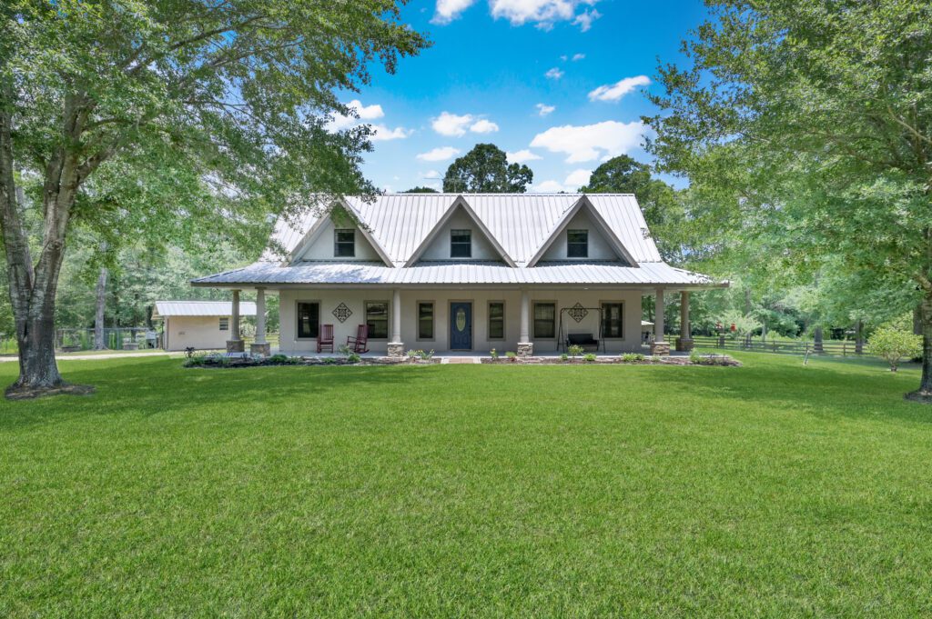The Best Luxury Glamping in Texas Coldspring/Lake Livingston Glamping (Houston)