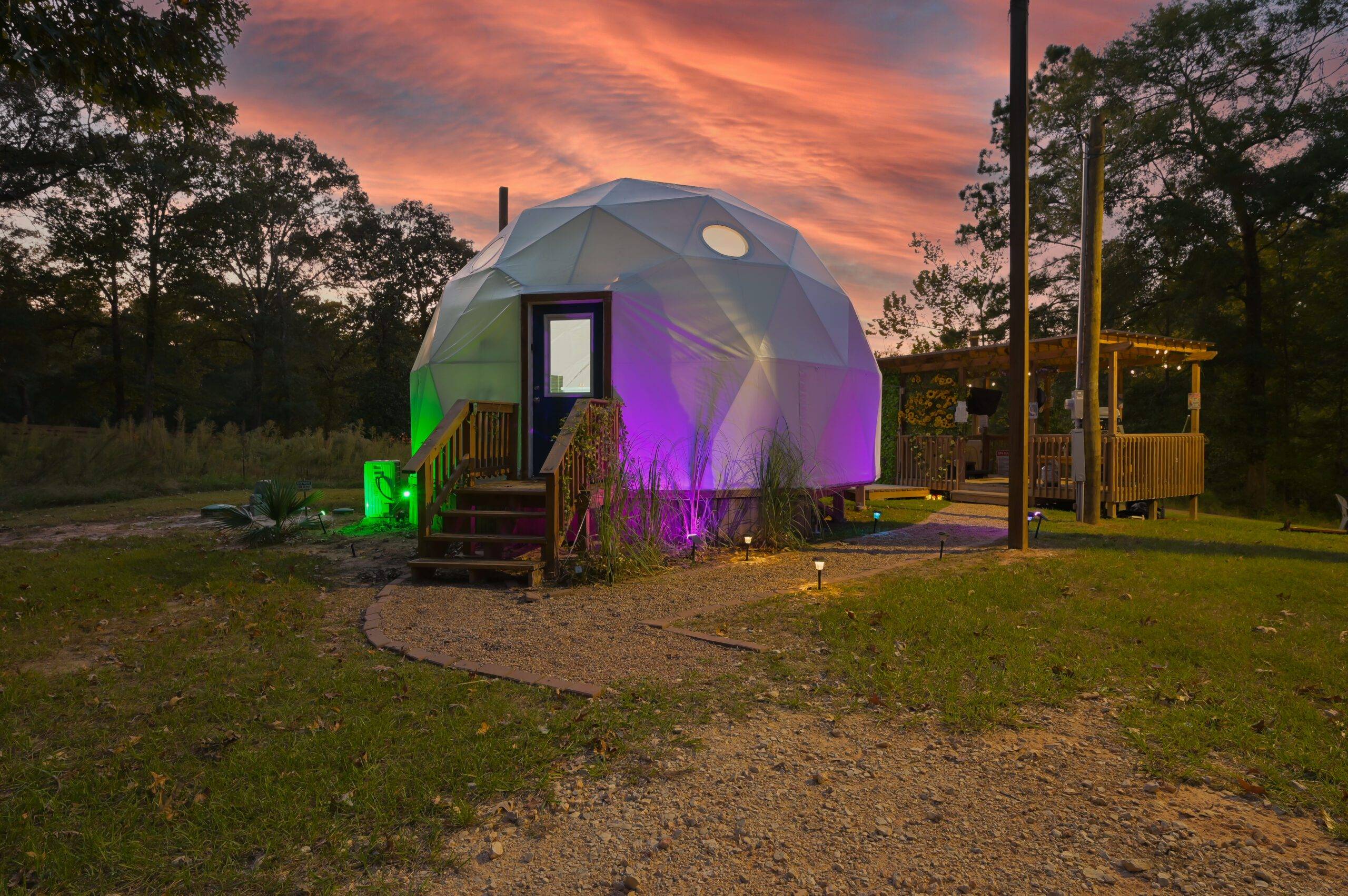 Glamping Near Houston: Geo Dome & Mirror House Retreat in Coldspring